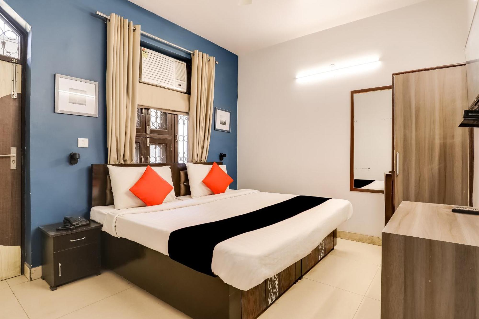 Collection O 71756 Hotel Silver Arrow Near Pacific Mall Tagore Garden Delhi Kültér fotó